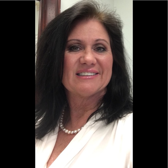 Meet your Posher, Jeannie - Picture 9 of 9